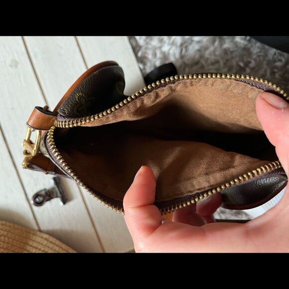 Small lookalike pattern 👜 handbag - Picture 3 of 5